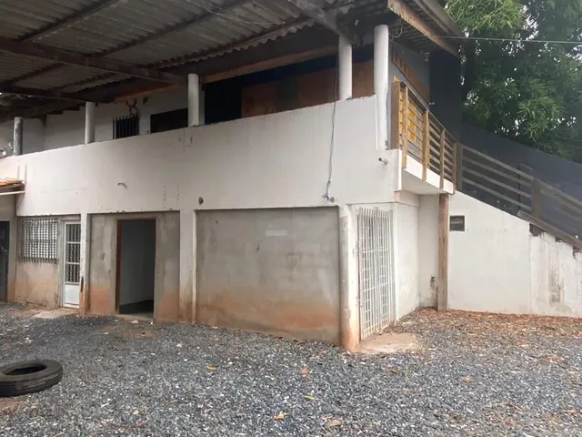 Imagem 2: Casa com 161,09M² Construido e 403M² Terreno Ideal para Uso Comercial na Av. Miguel Sutil Excelente Oportunidade