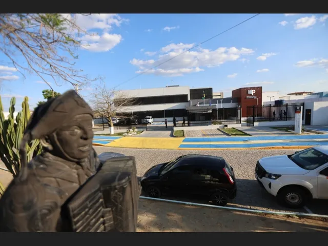 Imagem 6: Terreno Urbano - Comercial; Localização: Rua Padre Severo, Bairro Derba/Centro