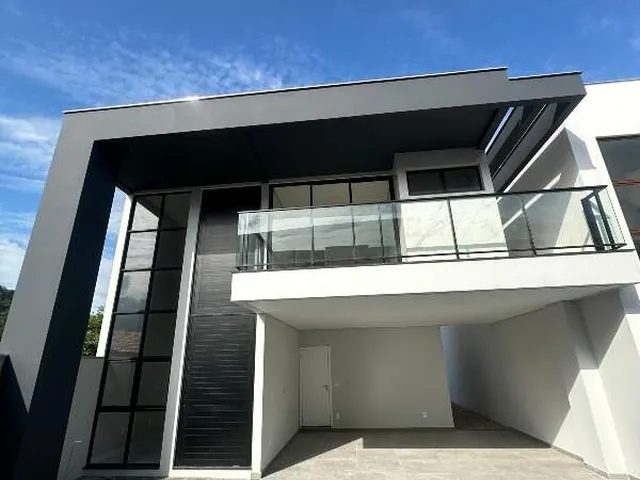 Imagem: Sobrado Alto Padrão a venda, com 04 quartos