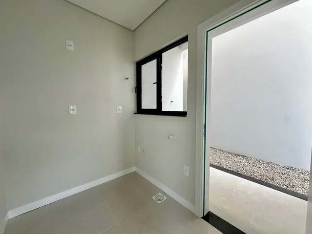 Imagem 12: Sobrado Alto Padrão a Venda, com 03 Quartos, Sendo 03 Suítes, no Bairro Jaraguá Esquerdo, Jaraguá do Sul