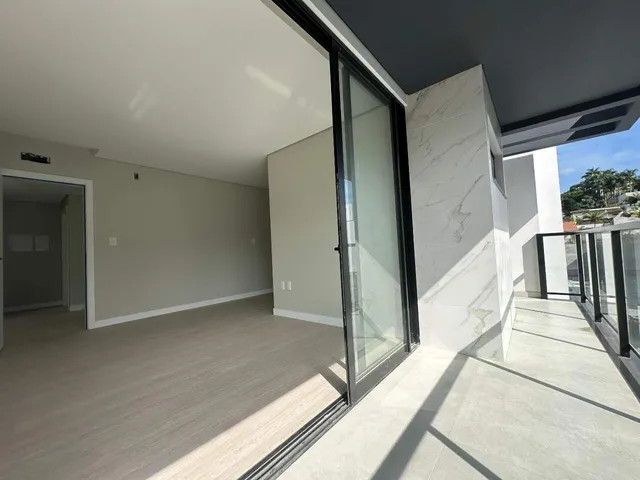 Imagem: Casa Alto Padrão a venda, com 03 quartos