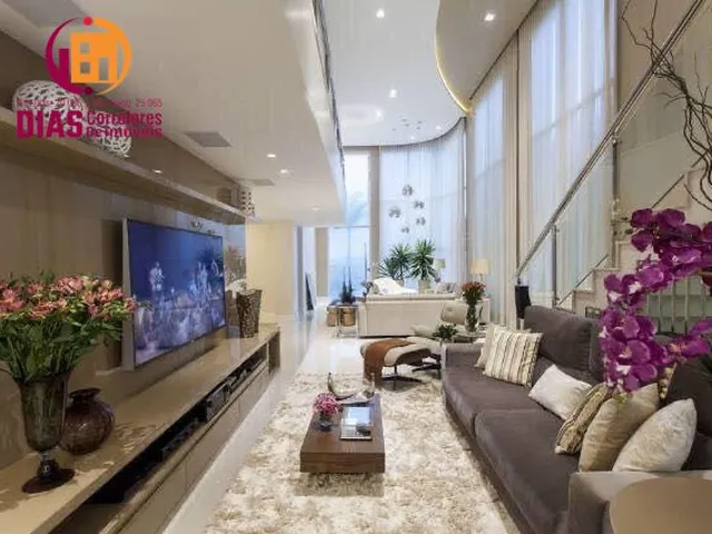 Imagem 15: Vendo belíssima casa com 580m² mobiliada e decorada, energia solar, piscina, 4 suítes
