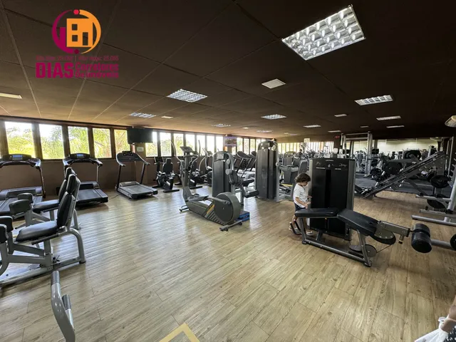 Imagem 14: Vendo belíssima casa com 580m² mobiliada e decorada, energia solar, piscina, 4 suítes
