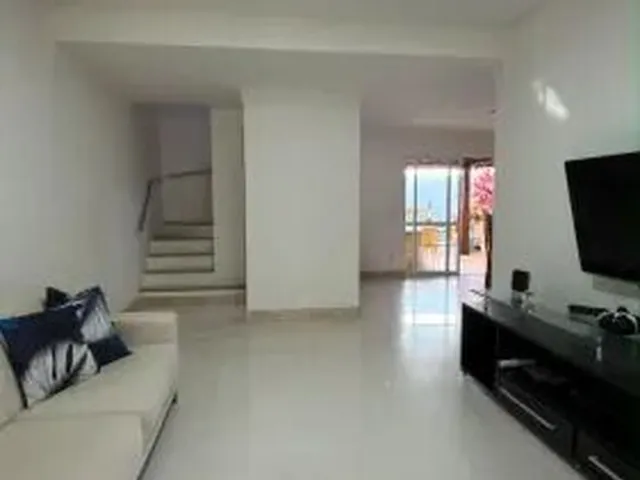 Imagem 8: Vendo em oportunidade Casa em condomínio com 242m2, energia solar, espaço gourmet, 3