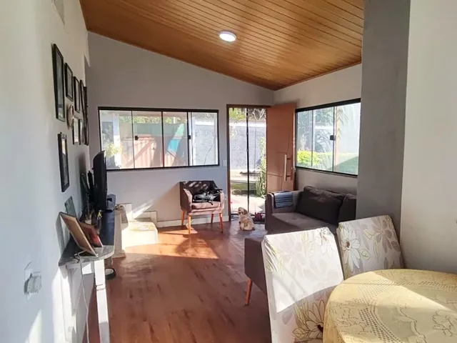 Imagem 9: Casa Aconchegante À Venda com 2 Quartos no Leigos