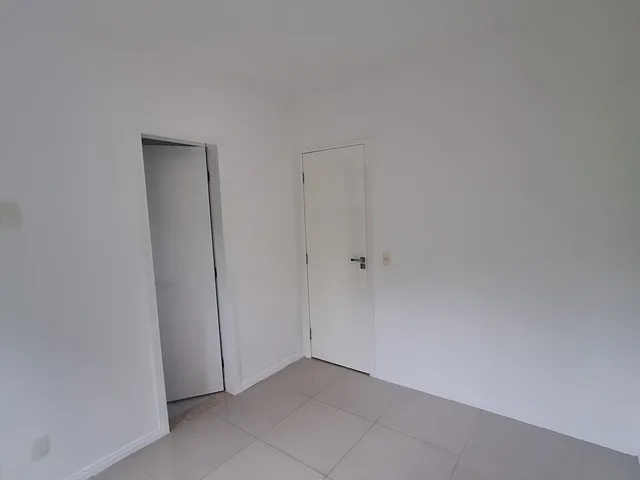Imagem 14: Casa residencial para Venda em condomínio fechado, Sim, Feira de Santana, 3 suítes, 1