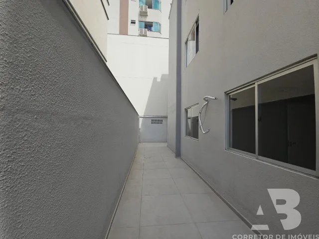 Imagem 12: Aluguel de Apartamento no Centro de Balneário Camboriú-Sc: 3 Quartos, 1 Suíte, 2 Banheiros, 1 Vaga - 128,97M²