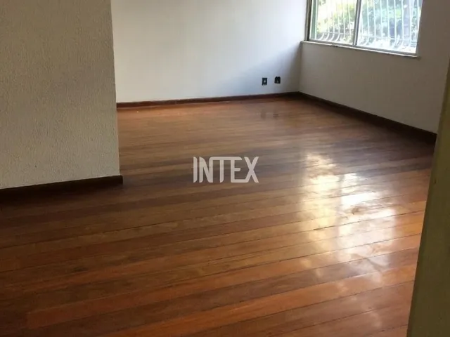 Imagem: Apartamento Espaçoso de 3 Quartos em Localização