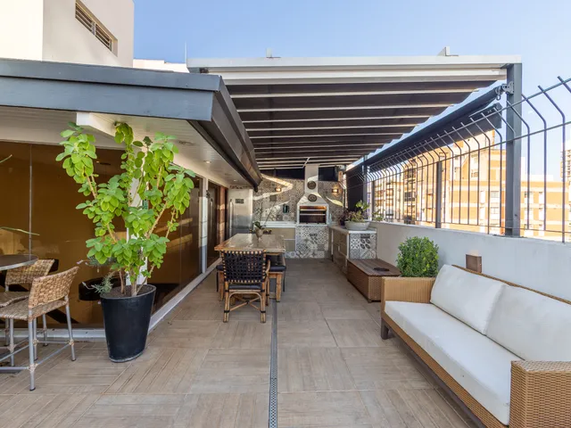 Imagem: Apartamento para Venda em Cambuí com 4