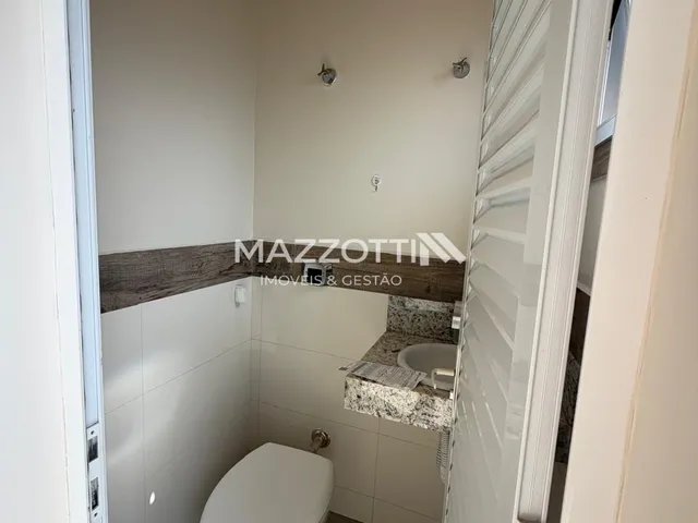 Imagem 4: Sobrado a Venda com 1 Suite e 2 Quartos , Medianeira Pr