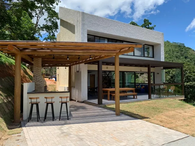 Imagem: Casas de 03 ou 04 Suites em Secretario