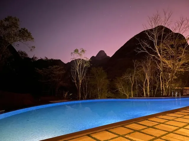 Imagem 10: Casas de 03 Ou 04 Suites em Secretario - Petropolis/Rj