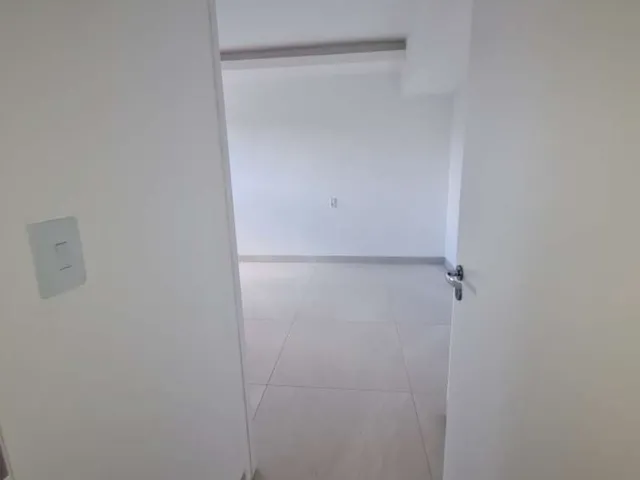 Imagem 14: Cobertura de 207 m² com 1 suíte, 2 semi-suites, 1 escritório, 2 vagas soltas grandes