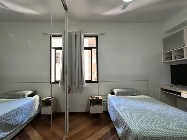 Imagem 4: Apartamento 4 Suítes com 250 M² para Retrofit e 2 Vagas À Venda