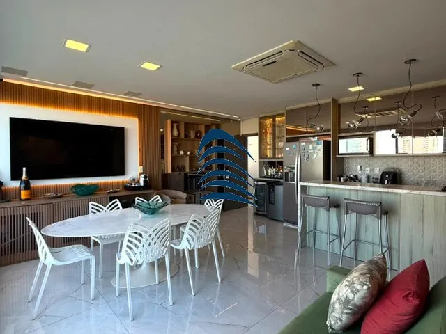 Imagem 14: Cobertura linear com 101 m², nascente total, vista livre e permanente e piscina