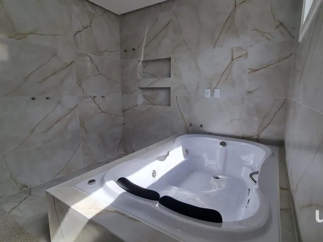 Imagem 10: Casa 357M2 03 Suítes + Escritório Piscina no Terras de Santorini Bairro São José