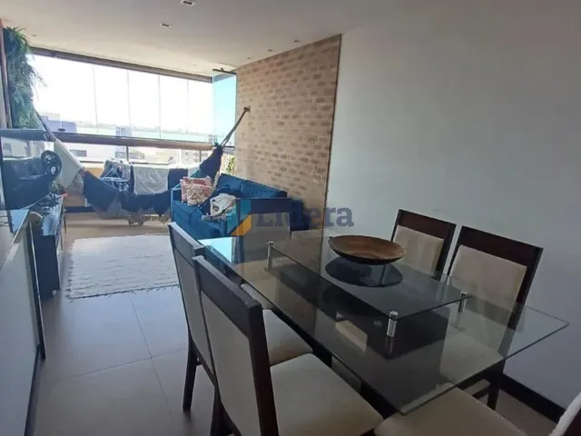 Imagem: O apartamento possui 3 Dormitórios, 2 Suítes, 1 Banheiro,