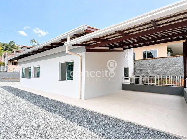 Imagem: Casa com 3 Dormitórios na Velha Central!