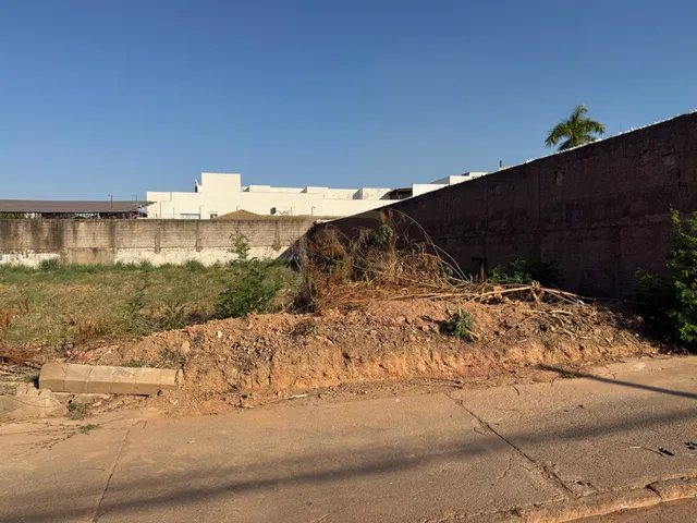 Imagem: Terreno Comercial de 420m² em Jardim Cuiabá