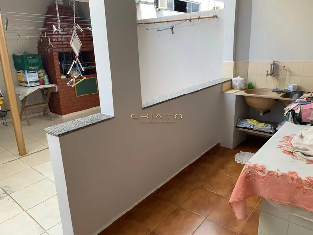 Imagem 2: Sobrado com 4 Quartos na Vila Góis, Próximo a Upa 24Hs de Anápolis