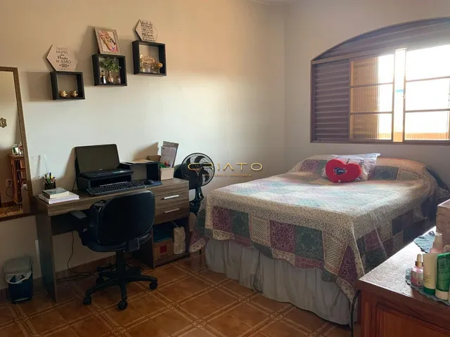 Imagem 11: Sobrado com 4 Quartos na Vila Góis, Próximo a Upa 24Hs de Anápolis
