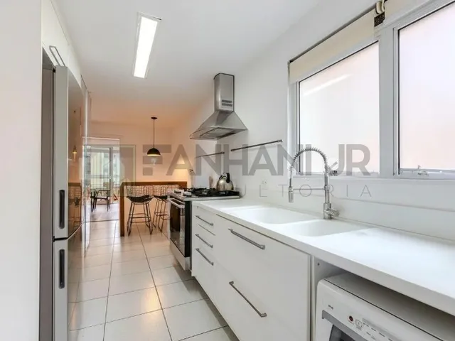Imagem 4: Apartamento Mobiliado no Itaim Bibi: 3 Quartos, 3 Suítes, 3 Salas, 5 Banheiros, 2 Vagas
