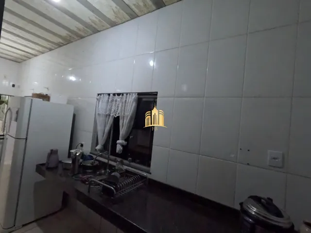 Imagem 4: CASA DE DOIS PAVIMENTOS À VENDA - BAIRRO SAN GENARO - RIBEIRÃO DAS NEVES
