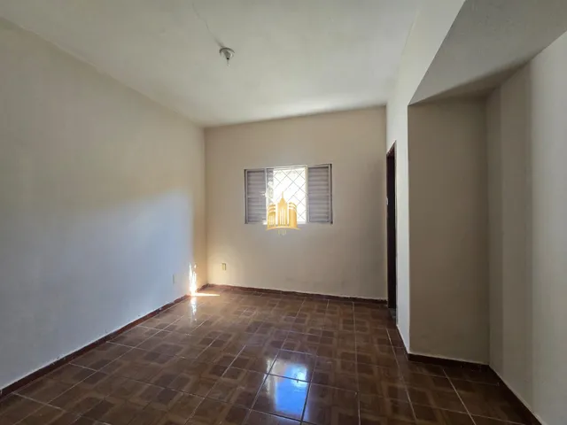 Imagem 2: ALUGA-SE - APARTAMENTO NO CENTRO DE ESMERALDAS/MG R$2.000,00