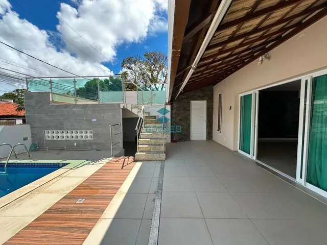 Imagem 14: Casa térrea à venda na Pituba com 380m², 4 quartos, 2 suítes e piscina