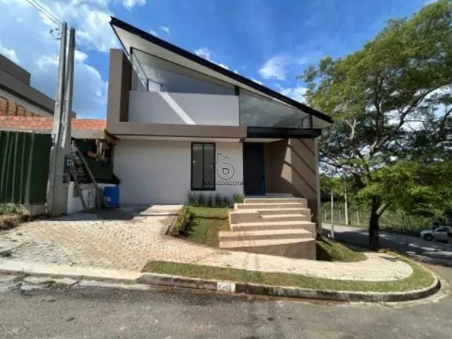 Imagem: Casa Térrea com Piscina de Borda Infinita