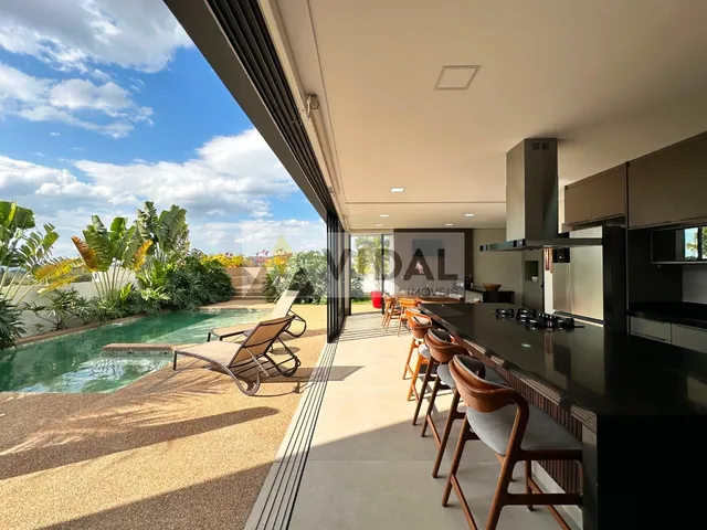 Imagem: Sobrado À Venda no Condomínio Villas do
