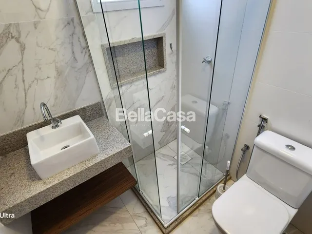 Imagem 4: Apartamento no Centro de Guarapari 02 Quartos. Edifício com Área de Lazer