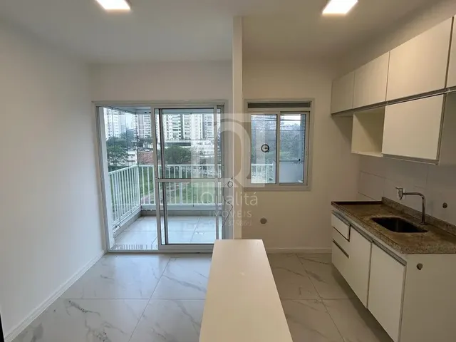 Imagem: O apartamento possui 2 Dormitórios, 1 Suíte, 2 Banheiros,