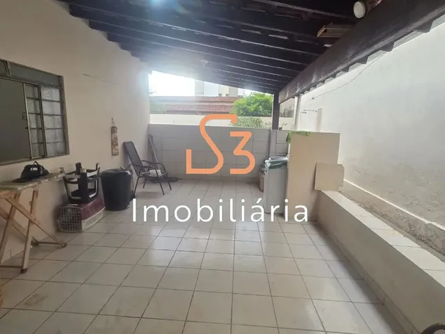 Imagem 8: Casa para locação no bairro Presidente Roosevelt em Uberlândia-MG: 3 quartos, 1