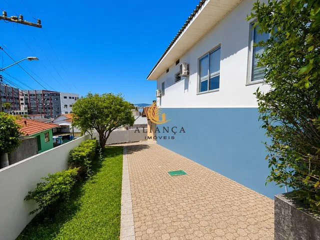 Imagem 11: Prédio Comercial em Centro, São José/Sc