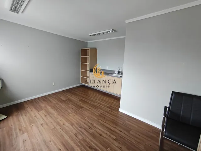 Imagem 6: Prédio Comercial em Centro, São José/Sc