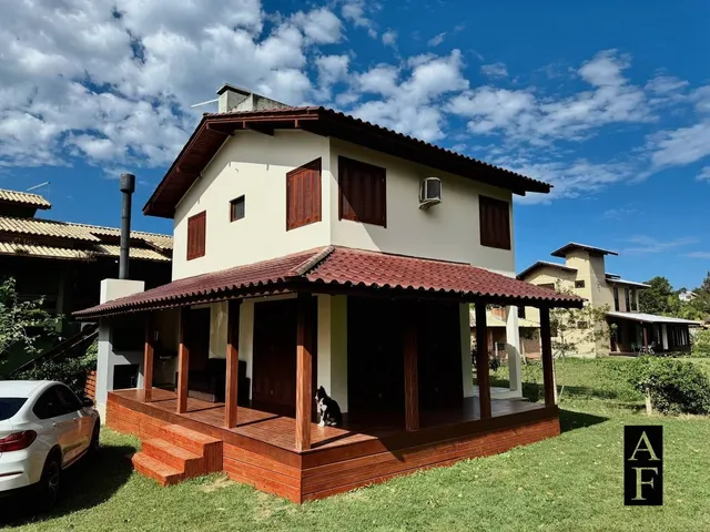 Imagem: Casa na Praia do Rosa