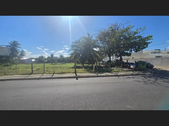 Imagem 2: Terreno 2.000m² de esquina a 50m da praia – Jauá