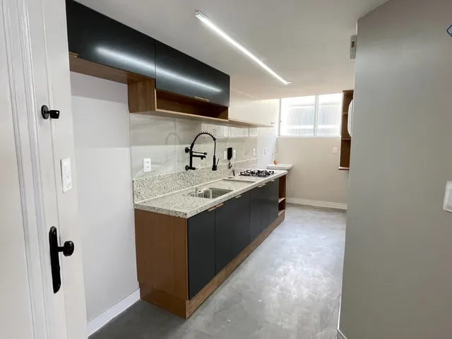 Imagem 14: Excelente apartamento 2/4 com suíte reformado em Salvador