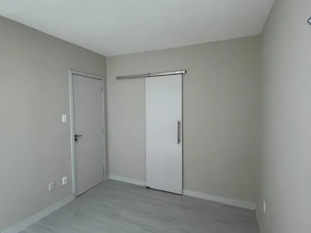 Imagem 4: Excelente apartamento 2/4 com suíte reformado em Salvador