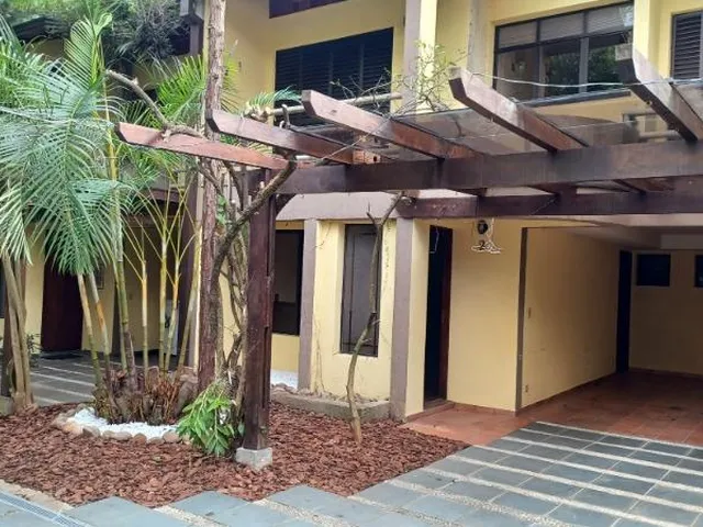 Imagem 10: Casa Residencial em Curitiba - Paraná, Vista Alegre