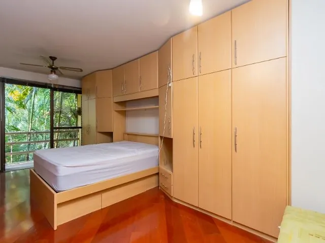 Imagem 9: Casa Residencial em Curitiba - Paraná, Vista Alegre