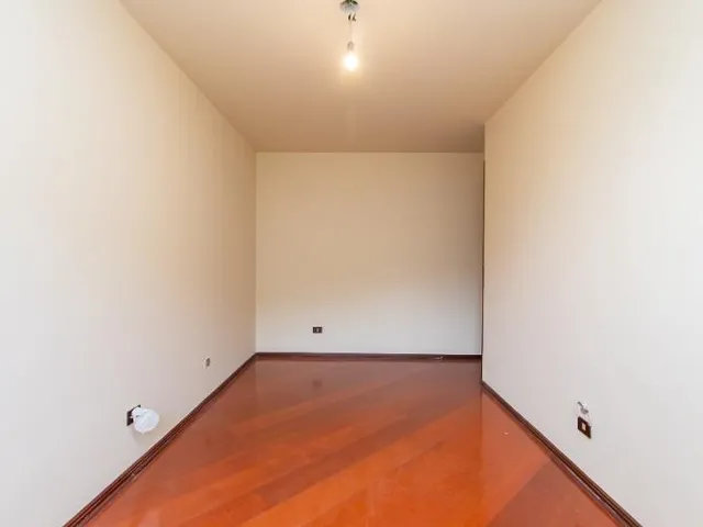 Imagem 12: Casa Residencial em Curitiba - Paraná, Vista Alegre
