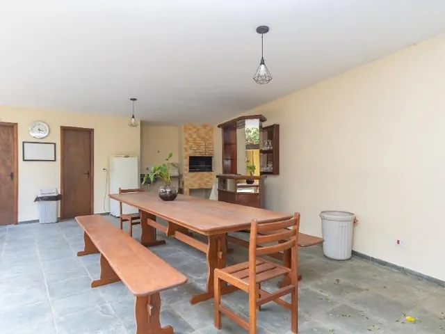 Imagem 3: Casa Residencial em Curitiba - Paraná, Vista Alegre