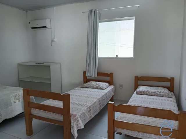 Imagem 4: Casa À Venda em Barra de São Miguel, 4 Quartos, Sendo 2 Suítes, Sala e Cozinha