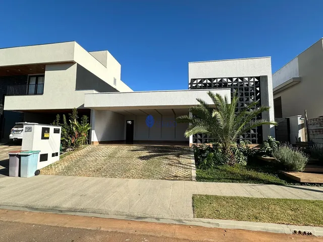 Imagem: Casa à Venda no Condomínio Residencial
