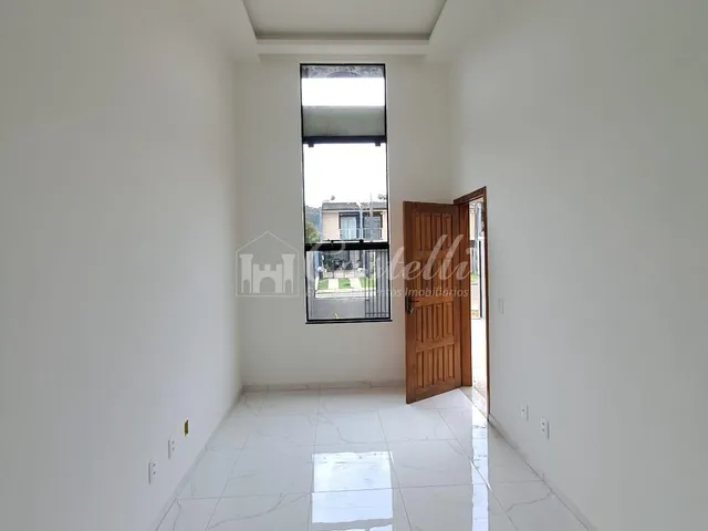 Imagem 4: Casa para a Venda no Bairro Uvaranas, em Ponta Grossa - Pr