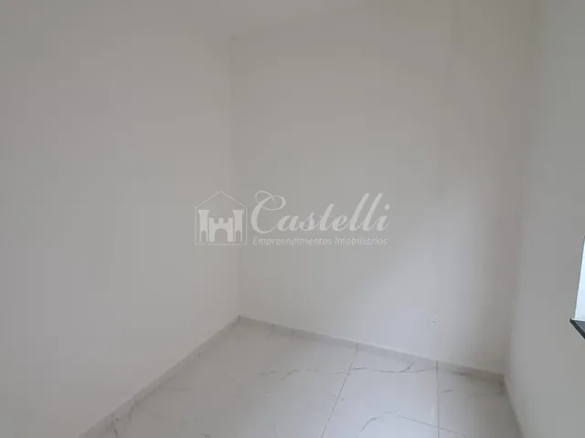 Imagem 11: Casa para a Venda no Bairro Uvaranas, em Ponta Grossa - Pr