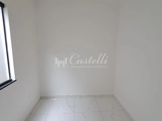 Imagem 15: Casa para a Venda no Bairro Uvaranas, em Ponta Grossa - Pr