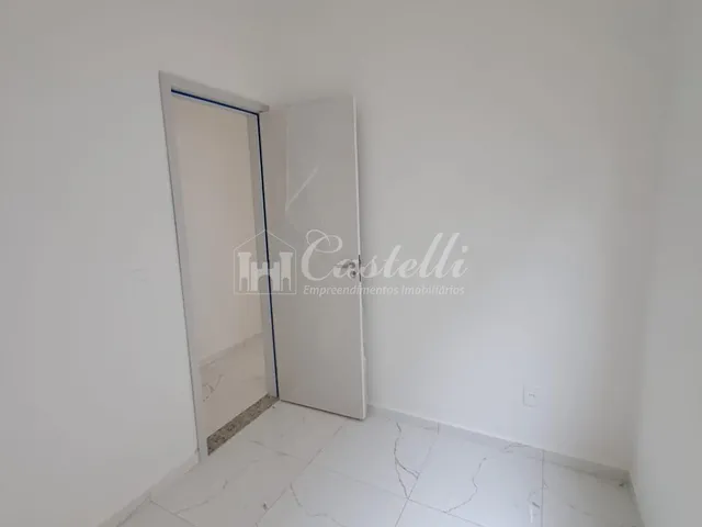 Imagem 16: Casa para a Venda no Bairro Uvaranas, em Ponta Grossa - Pr